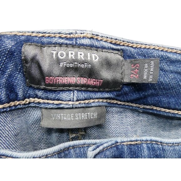 Torrid Jeans 24s Short Denim Vintage Stretch Boyfriend Straight Distressed - Picture 2 of 10